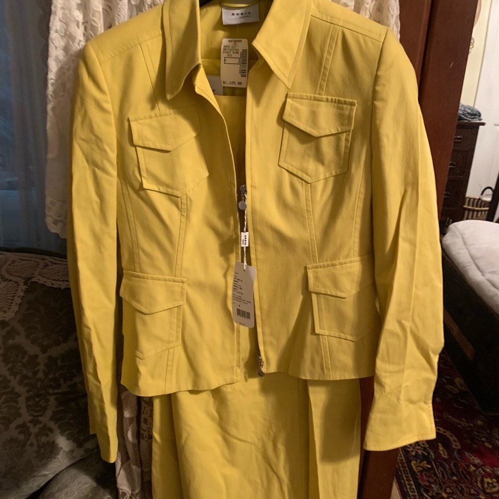 Brand new never worn Akris yellow dress and jacket suit size 6